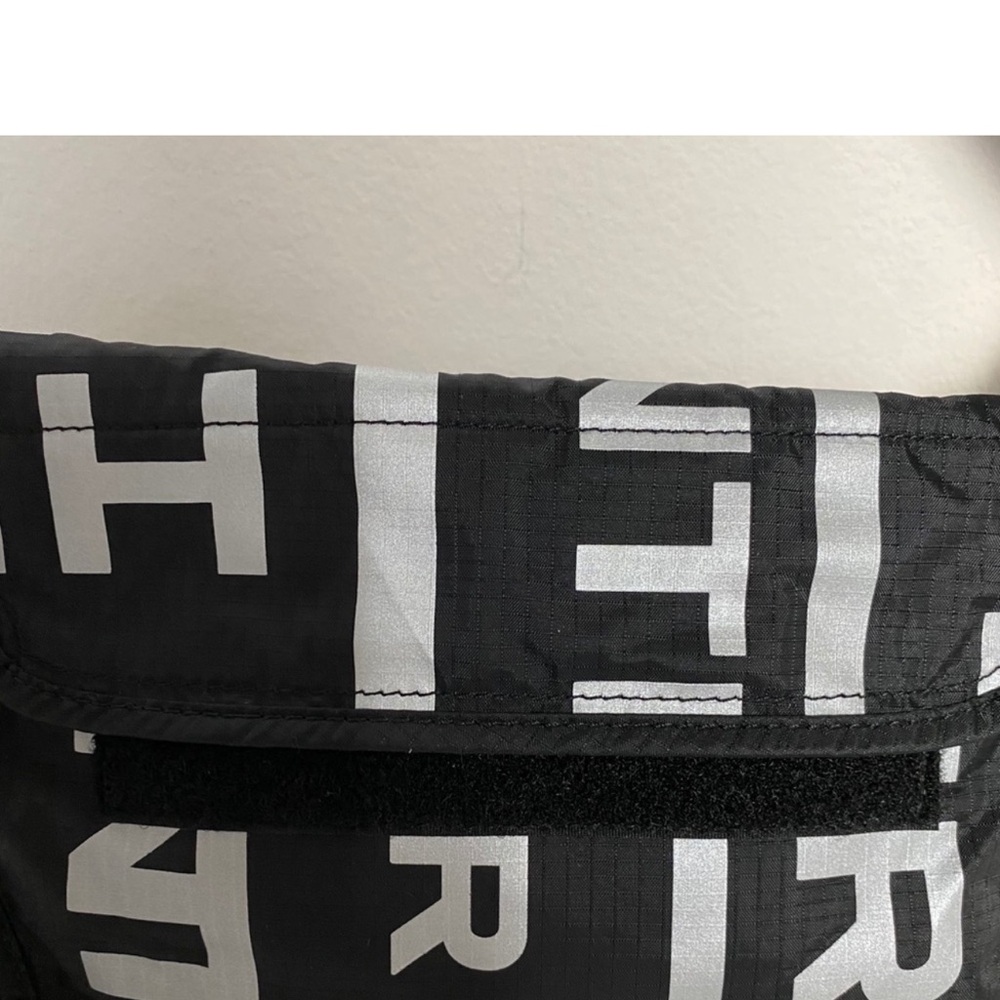 Hunter Packable Multifunction Pouch - image 3